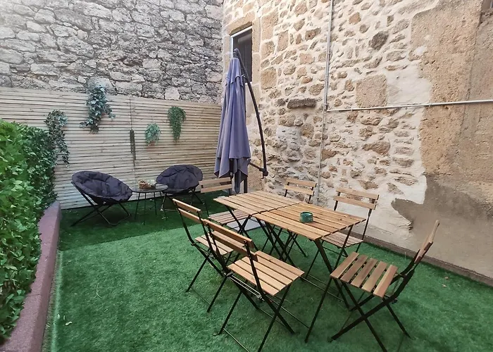 Clim\'&Patio - Chez Léon - Appart Loupian Centre